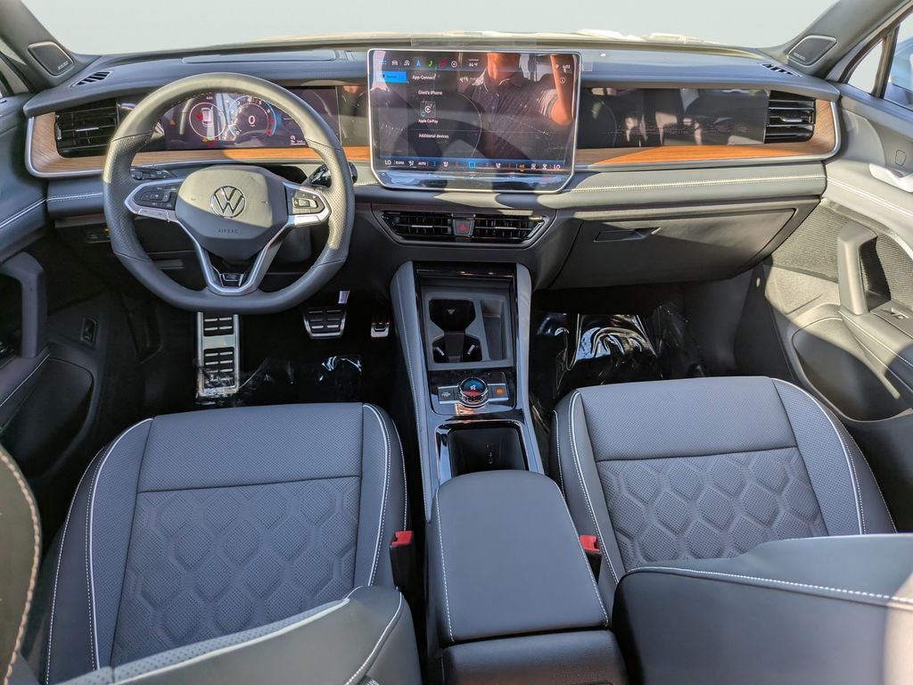 2026 Volkswagen Tiguan 2.0T SEL R-Line Turbo
