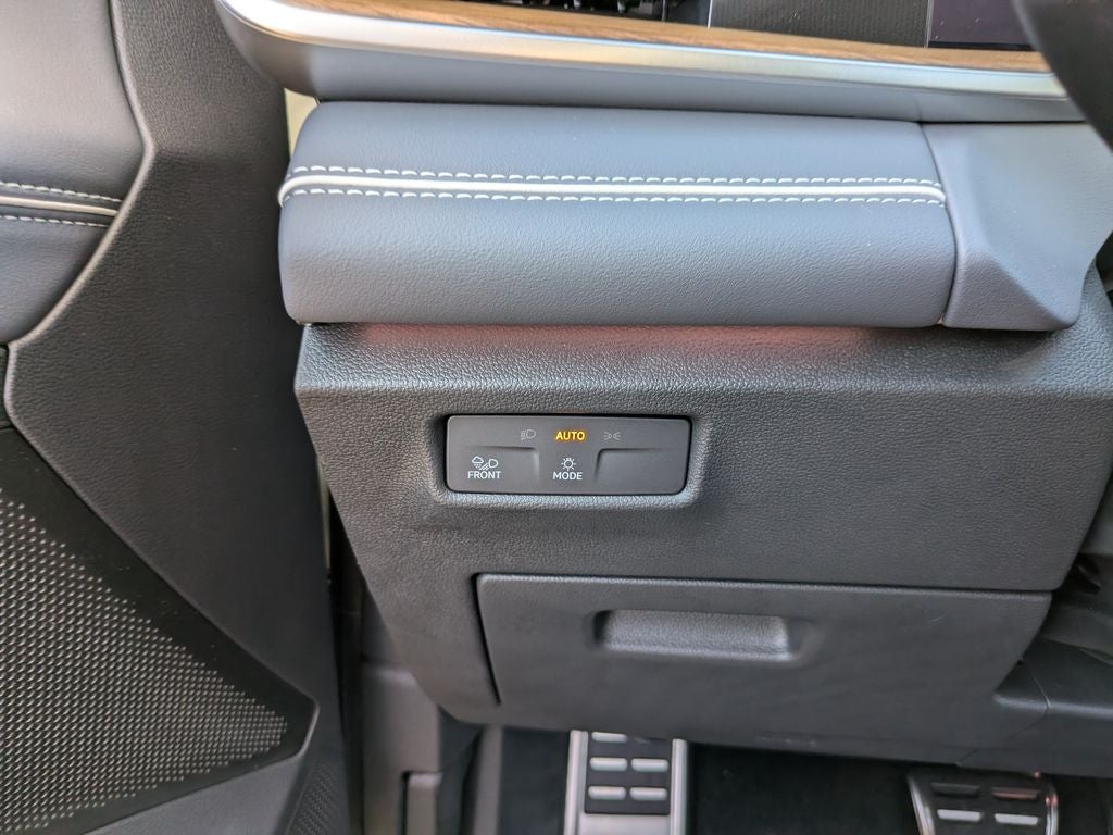 2026 Volkswagen Tiguan 2.0T SEL R-Line Turbo