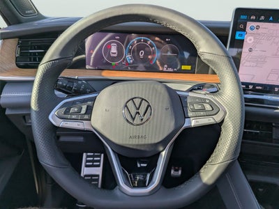 2026 Volkswagen Tiguan 2.0T SEL R-Line Turbo