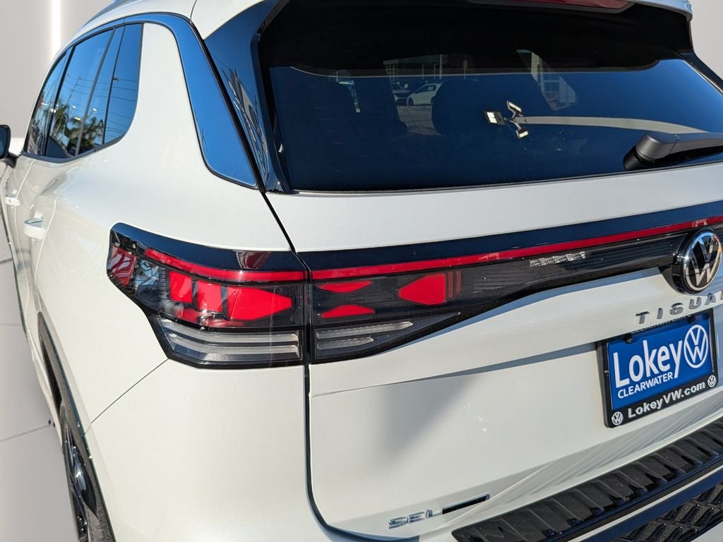 2026 Volkswagen Tiguan 2.0T SEL R-Line Turbo
