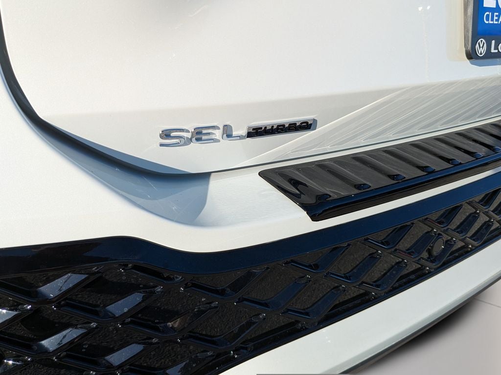 2026 Volkswagen Tiguan 2.0T SEL R-Line Turbo
