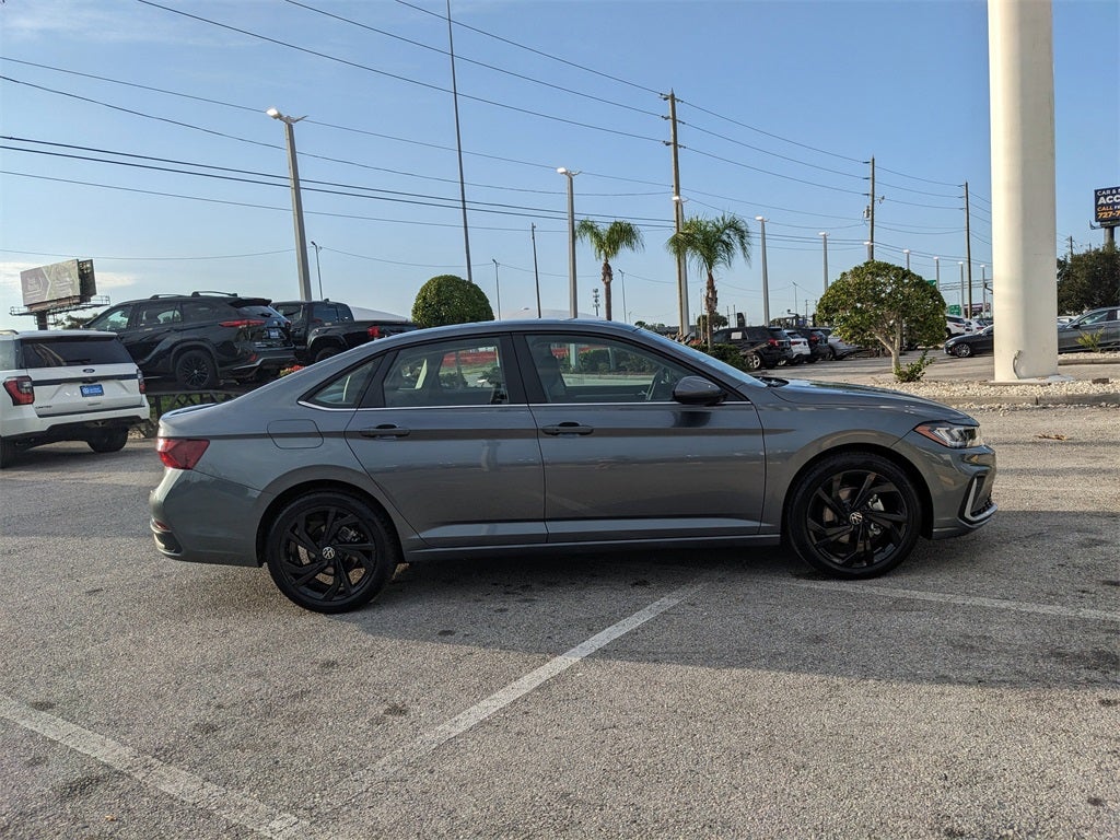 2025 Volkswagen Jetta 1.5T SE