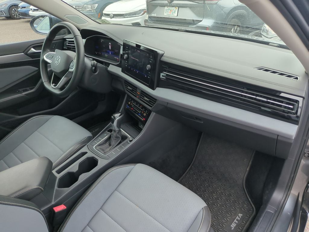 2025 Volkswagen Jetta 1.5T SE