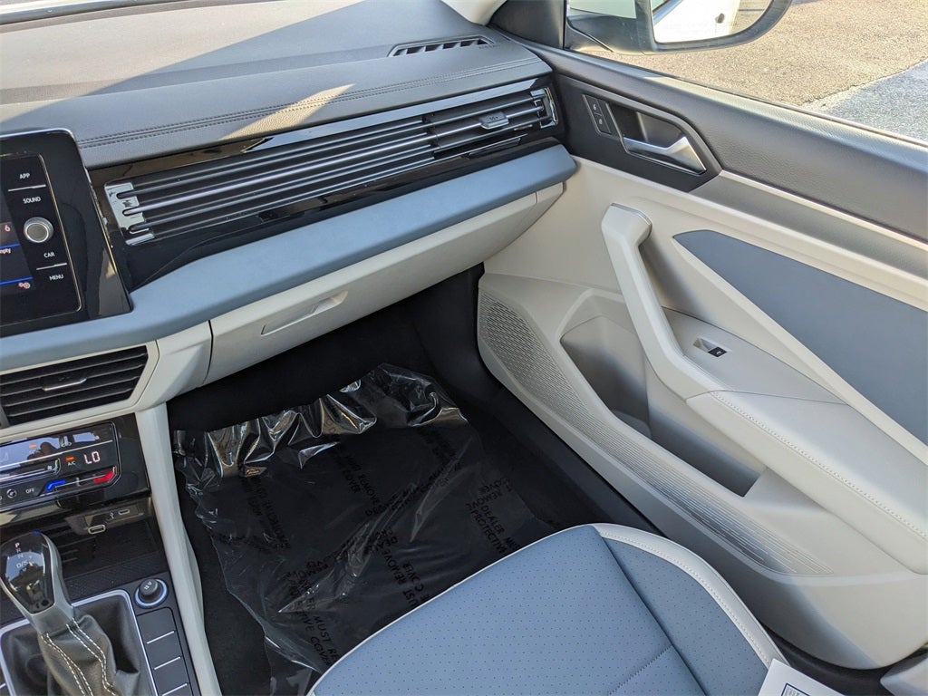 2025 Volkswagen Jetta 1.5T SE