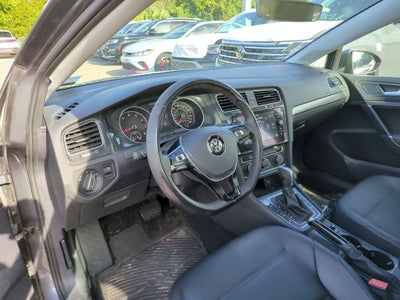 2019 Volkswagen Golf TSI SE 4-Door