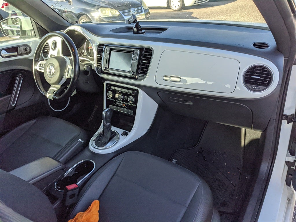 2019 Volkswagen Beetle 2.0T SE