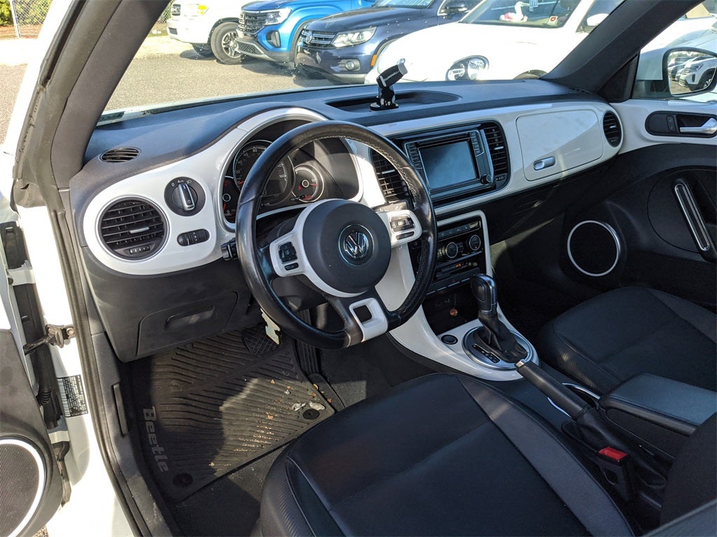 2019 Volkswagen Beetle 2.0T SE