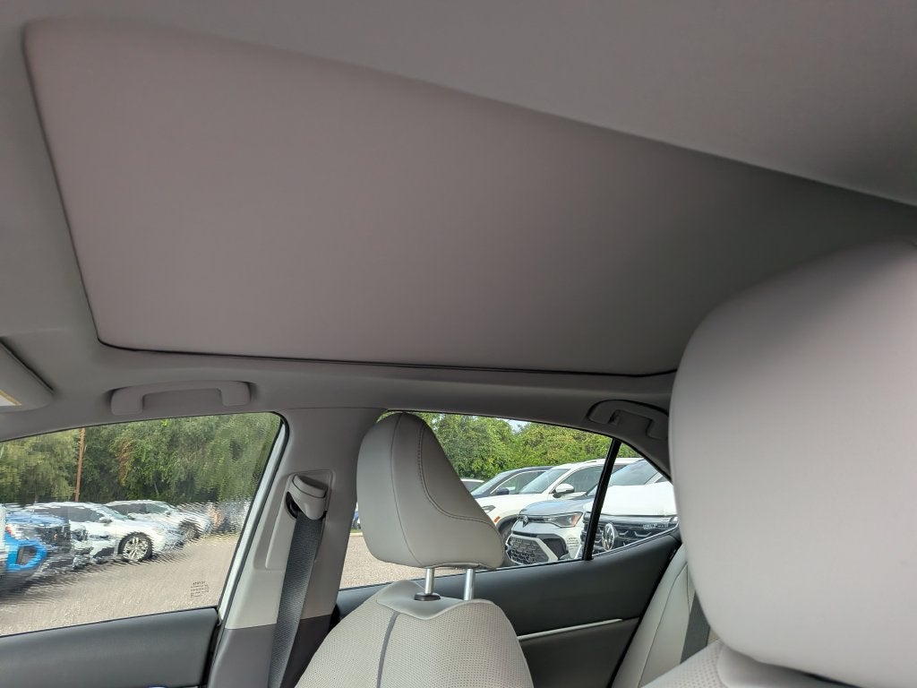 2023 Toyota Camry XSE V6