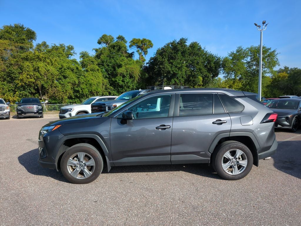2025 Toyota RAV4 Hybrid LE