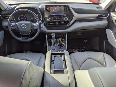 2021 Toyota Highlander Hybrid XLE