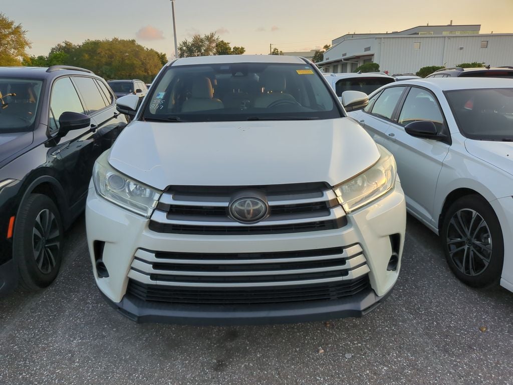 2018 Toyota Highlander LE