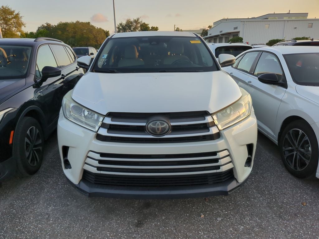 2018 Toyota Highlander LE