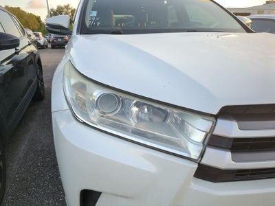 2018 Toyota Highlander LE