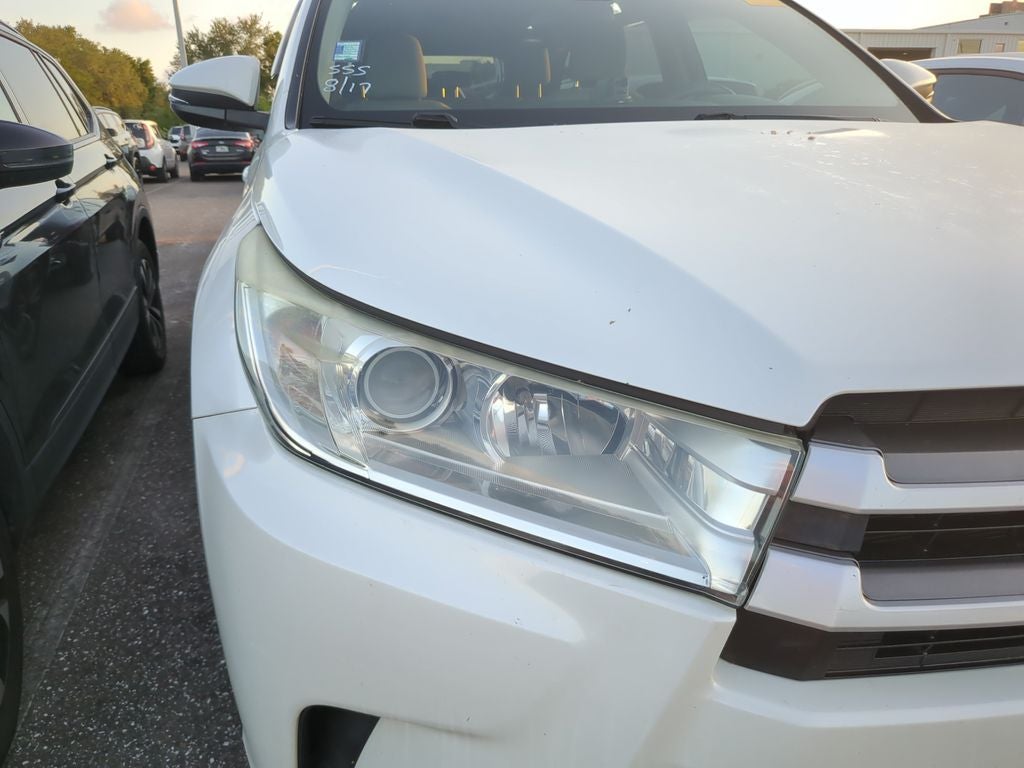 2018 Toyota Highlander LE