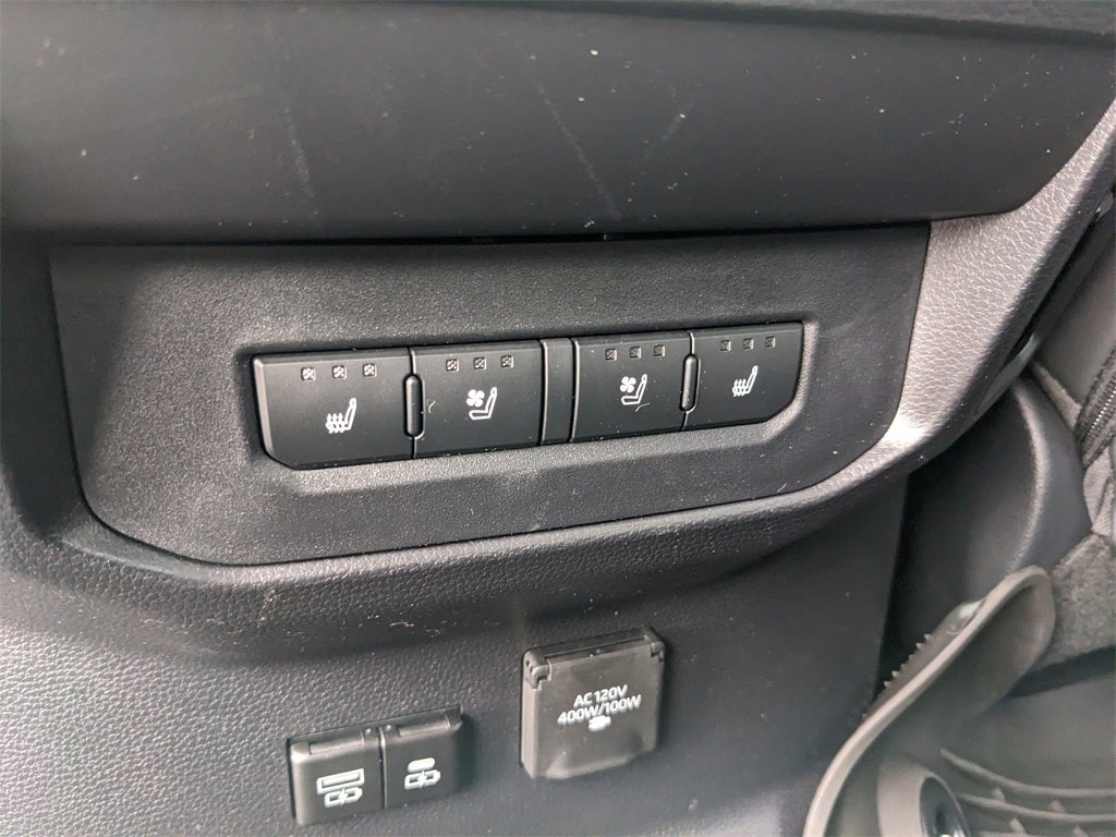 2025 Toyota Tundra Hybrid Platinum