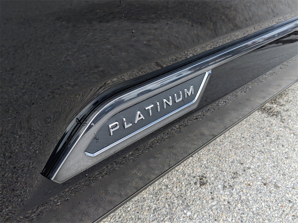 2025 Toyota Tundra Hybrid Platinum