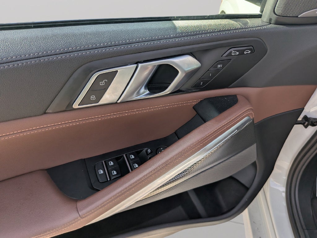 2023 BMW X6 xDrive40i