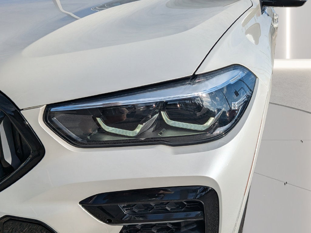 2023 BMW X6 xDrive40i