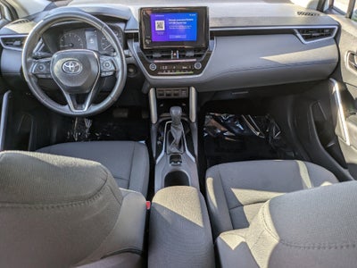 2025 Toyota Corolla Cross LE