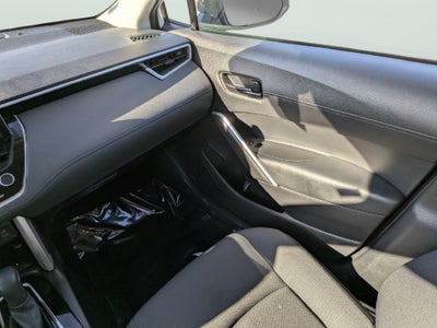 2025 Toyota Corolla Cross LE