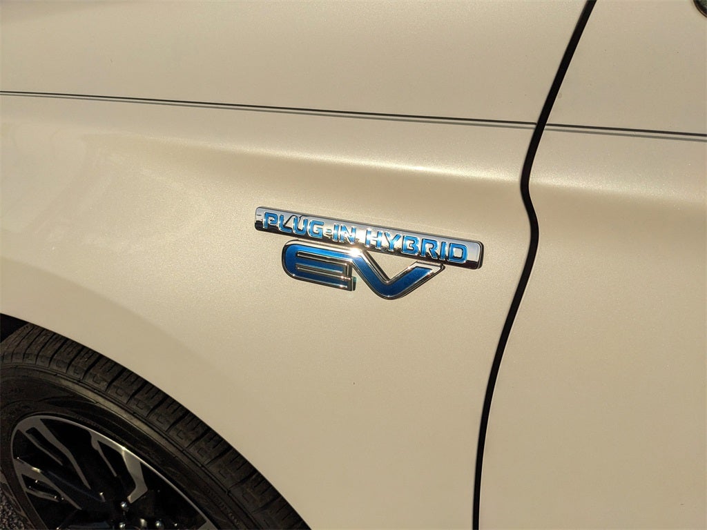 2018 Mitsubishi Outlander PHEV GT