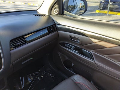 2018 Mitsubishi Outlander PHEV GT