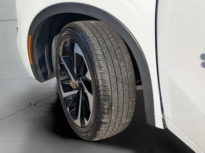 2024 Mitsubishi Outlander Base