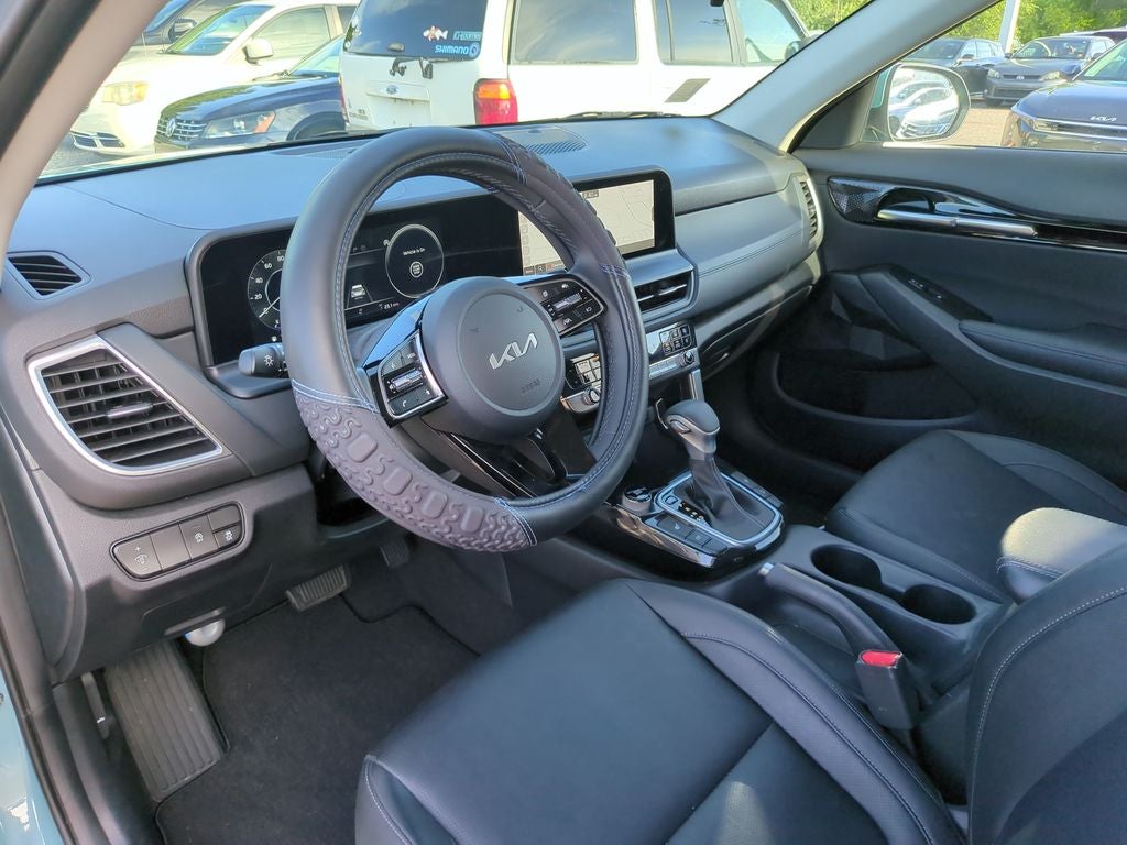 2024 Kia Seltos EX