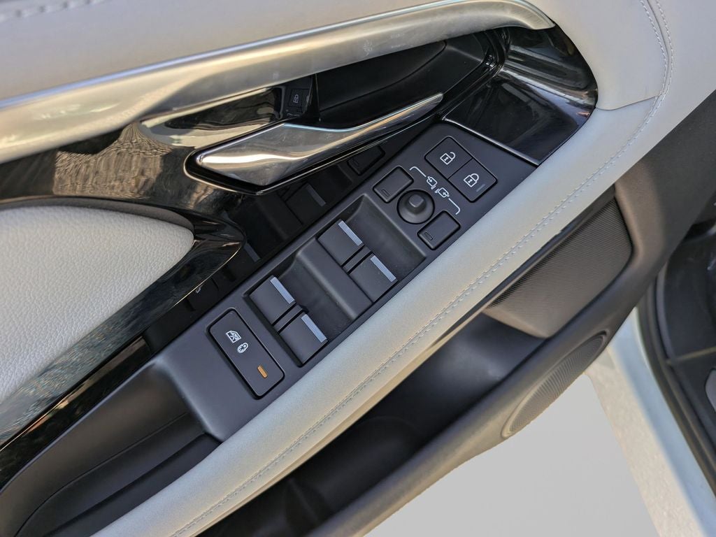 2023 Land Rover Range Rover Evoque R-Dynamic SE