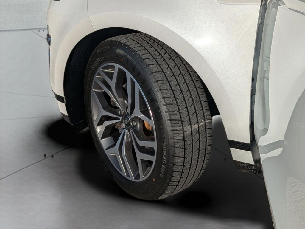 2023 Land Rover Range Rover Evoque R-Dynamic SE