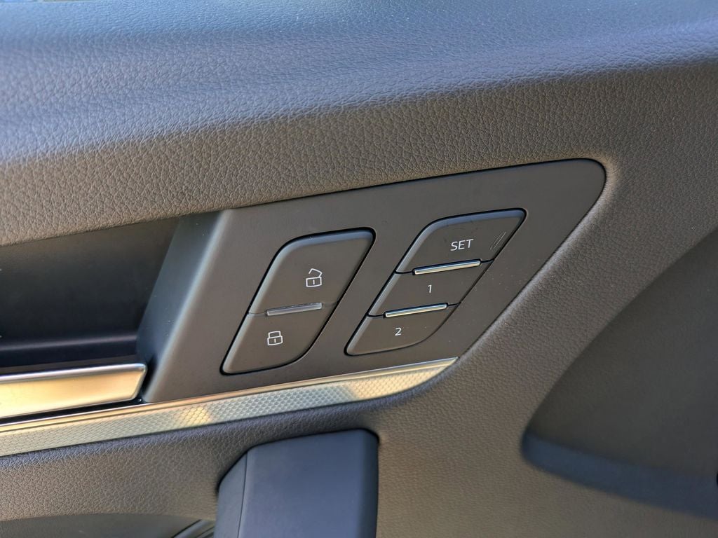 2024 Audi Q5 45 S line Premium quattro