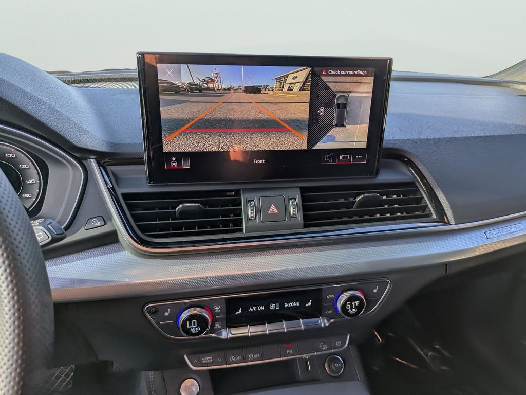 2024 Audi Q5 45 S line Premium quattro