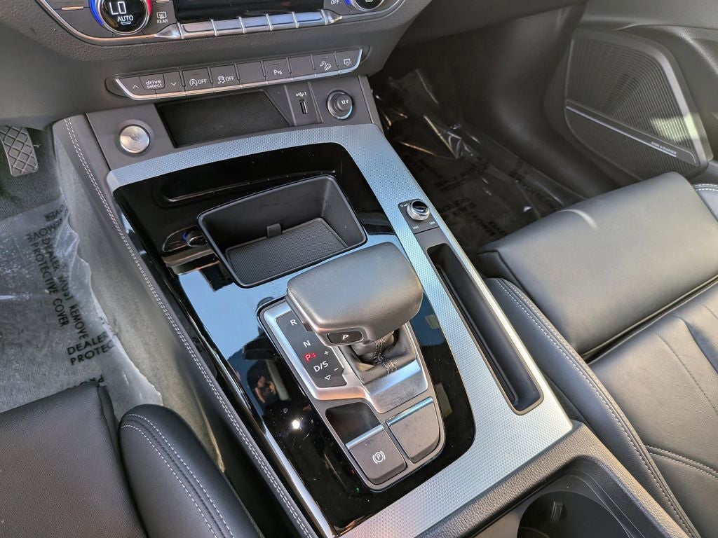 2024 Audi Q5 45 S line Premium quattro