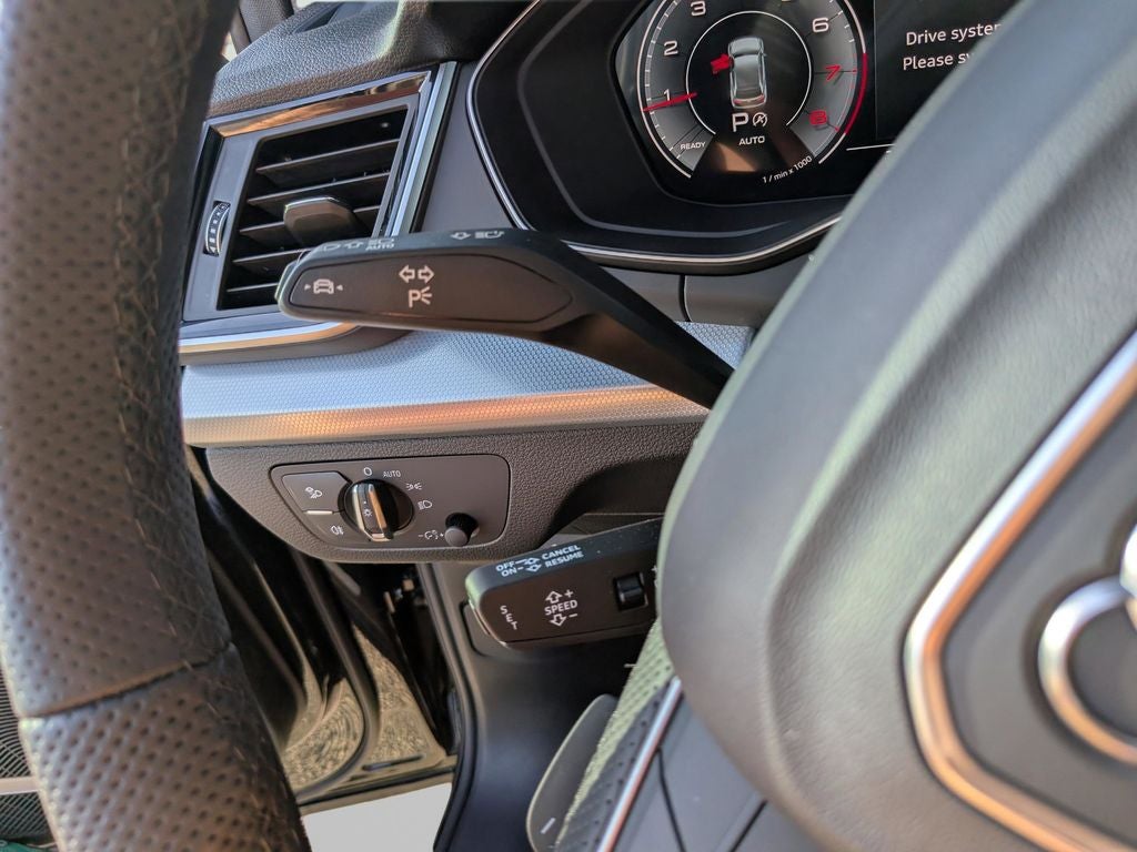 2024 Audi Q5 45 S line Premium quattro