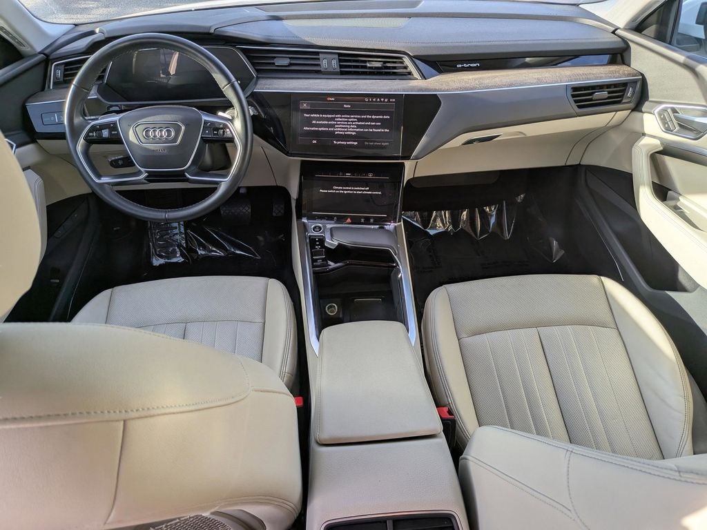2022 Audi e-tron Premium Plus quattro