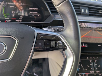 2022 Audi e-tron Premium Plus quattro