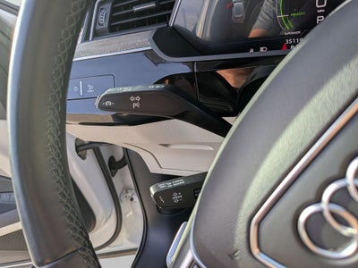 2022 Audi e-tron Premium Plus quattro