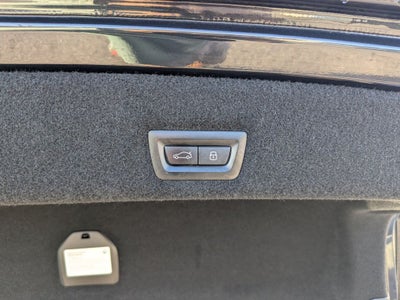 2023 BMW 7 Series 740i