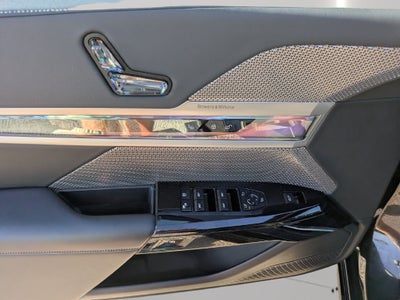 2023 BMW 7 Series 740i