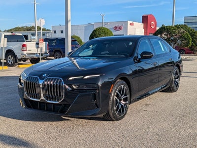 2023 BMW 7 Series 740i