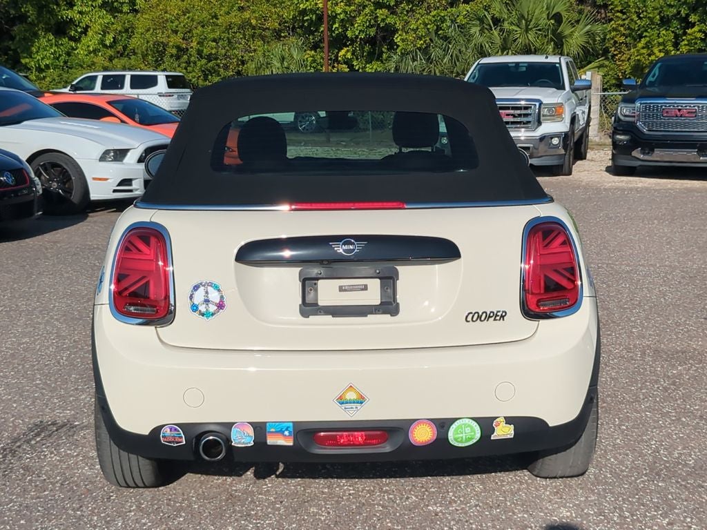 2021 MINI Cooper Cooper