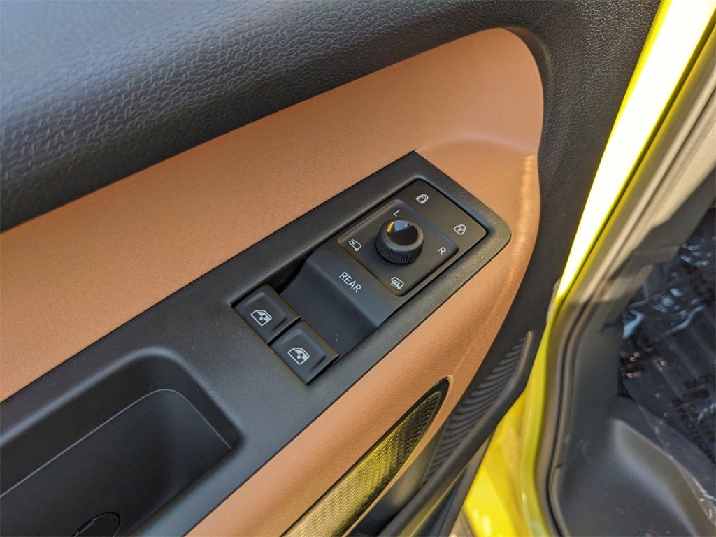 2025 Volkswagen ID. Buzz PRO S PLUS RWD PRO S PLUS RWD