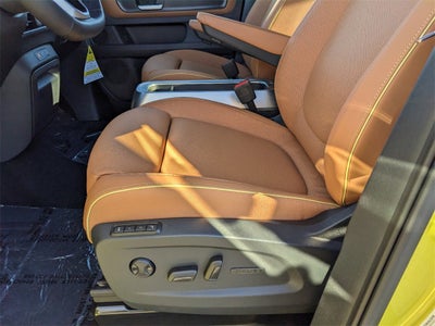 2025 Volkswagen ID. Buzz PRO S PLUS RWD PRO S PLUS RWD