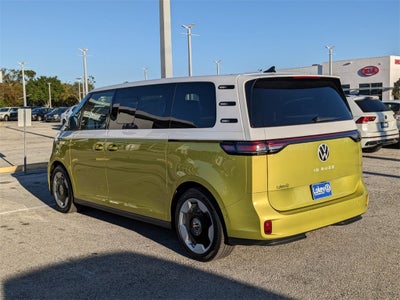 2025 Volkswagen ID. Buzz PRO S PLUS RWD PRO S PLUS RWD