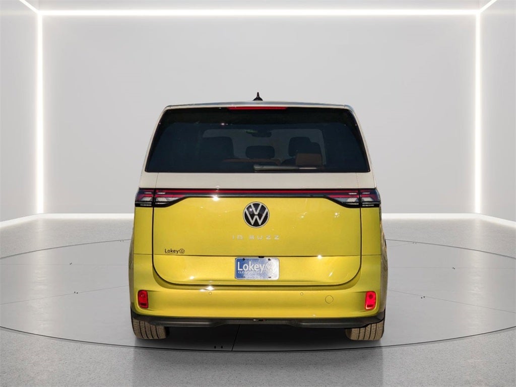 2025 Volkswagen ID. Buzz PRO S PLUS RWD PRO S PLUS RWD