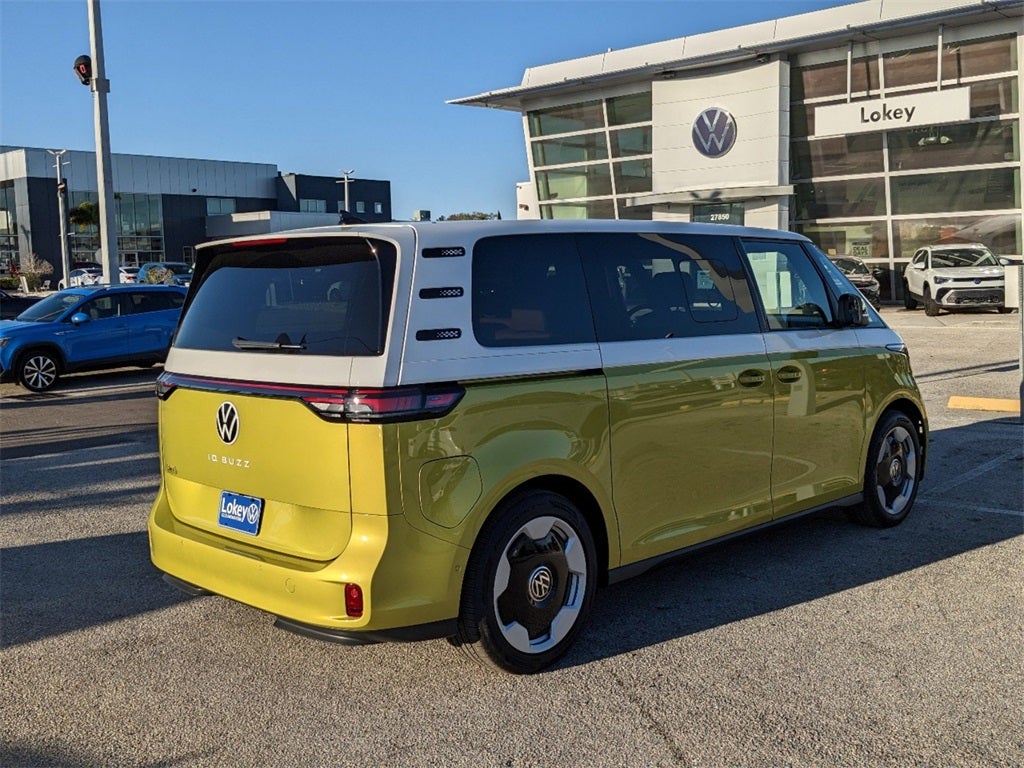 2025 Volkswagen ID. Buzz PRO S PLUS RWD PRO S PLUS RWD