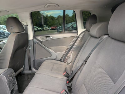 2012 Volkswagen Tiguan Base