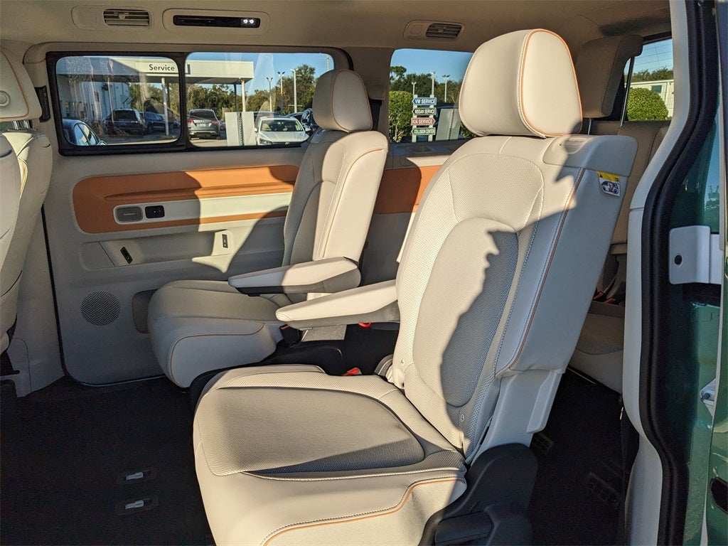 2025 Volkswagen ID. Buzz Pro S Plus