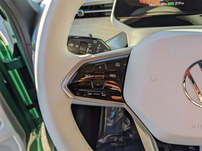 2025 Volkswagen ID. Buzz Pro S Plus