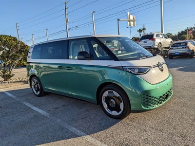 2025 Volkswagen ID. Buzz Pro S Plus